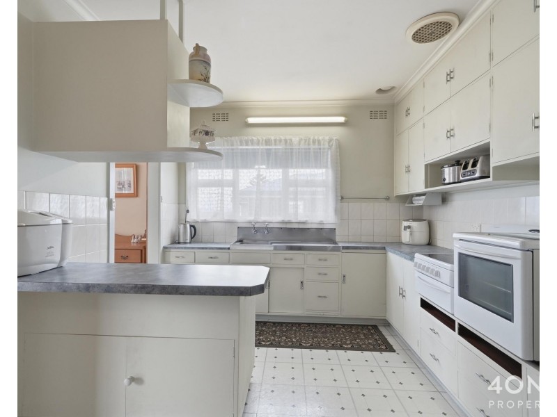 37 Hilton Road, Claremont TAS 7011