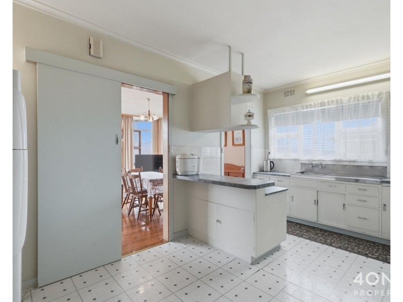 37 Hilton Road, Claremont TAS 7011