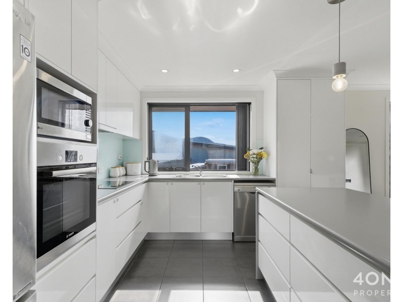 97 Glebe Road, New Norfolk TAS 7140