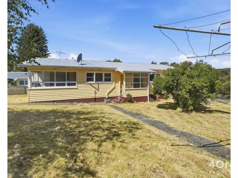 4 Fourth Street, Wayatinah TAS 7140