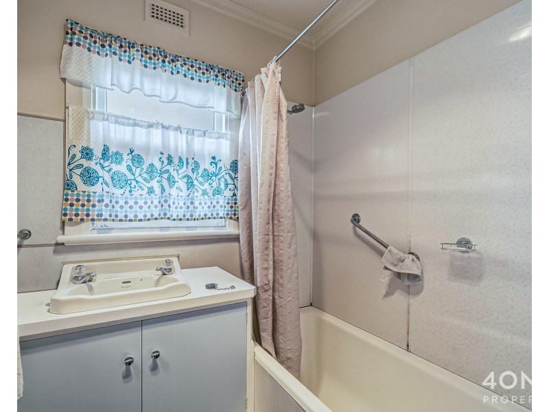 4 Herbert Street, Montrose TAS 7010