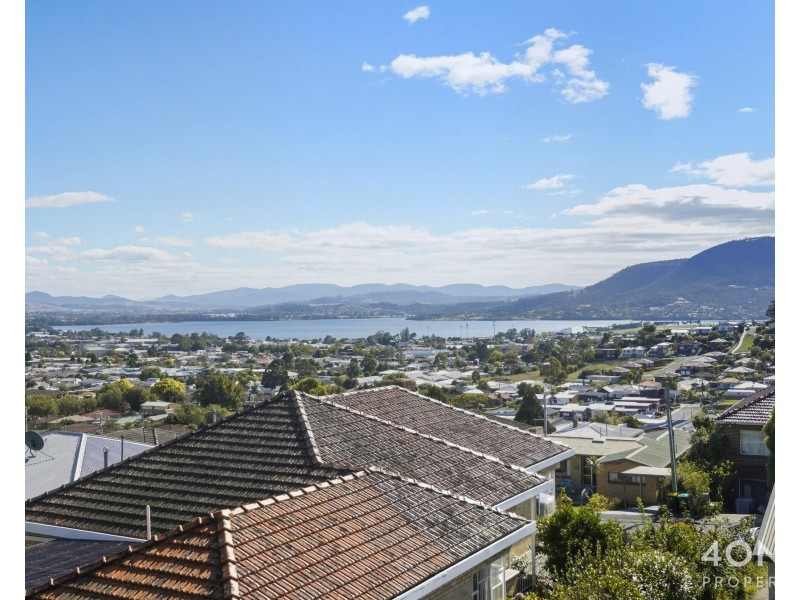 59 Ashbourne Grove, West Moonah TAS 7009