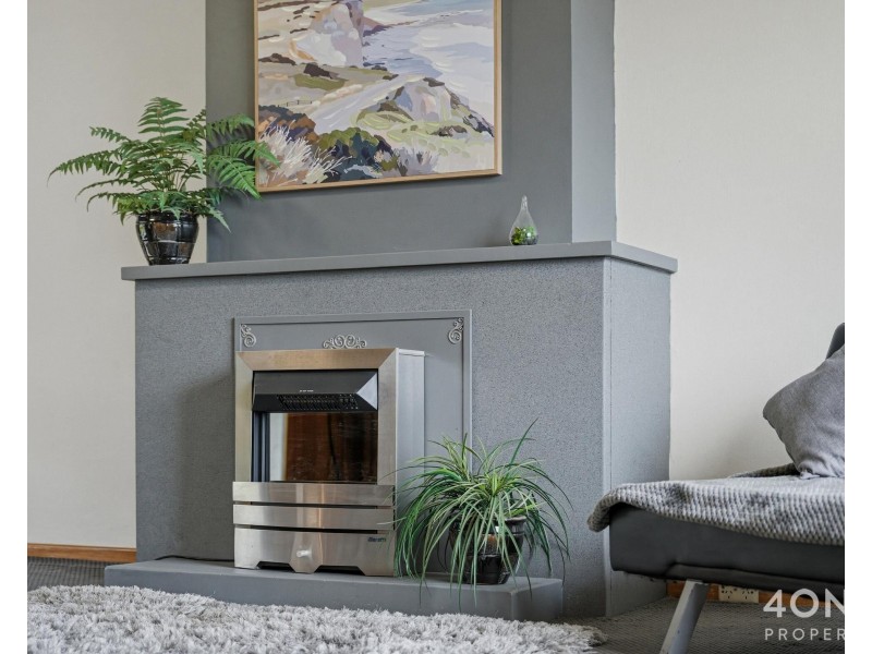 15 Continental Road, Glenorchy TAS 7010