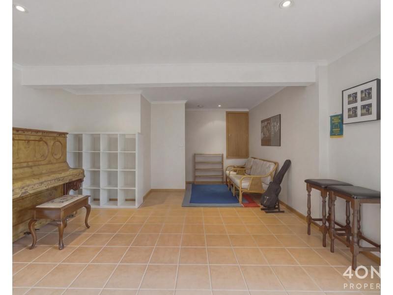 68 Rosehill Crescent, Lenah Valley TAS 7008