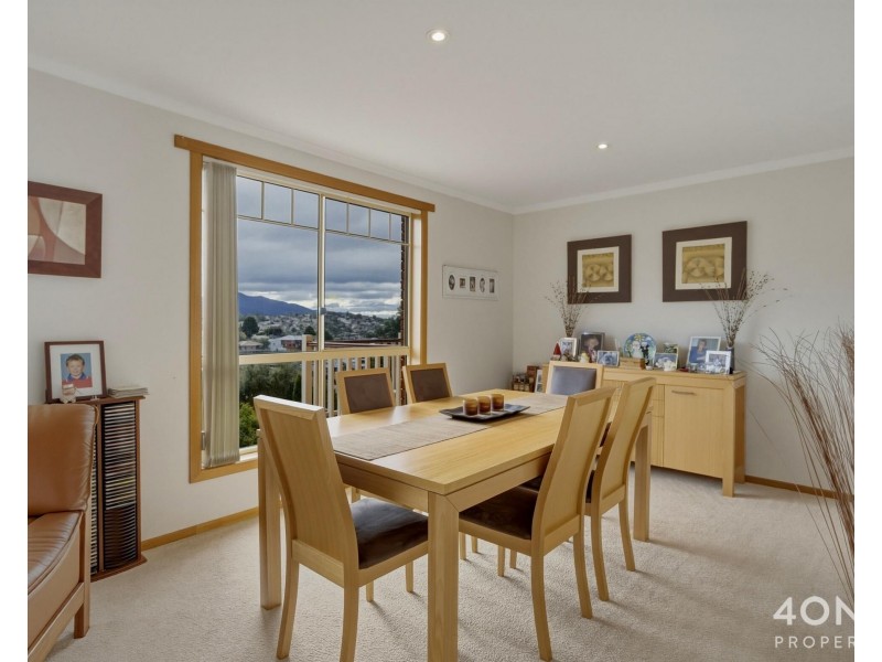 68 Rosehill Crescent, Lenah Valley TAS 7008