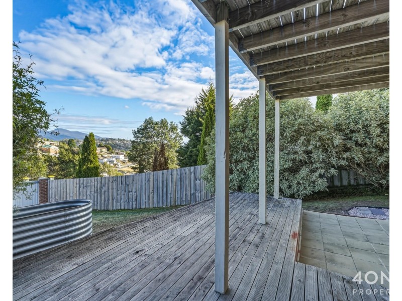 68 Rosehill Crescent, Lenah Valley TAS 7008