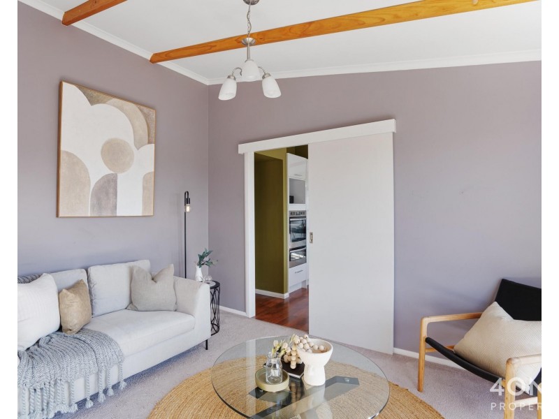 18 Chandos Drive, Berriedale TAS 7011