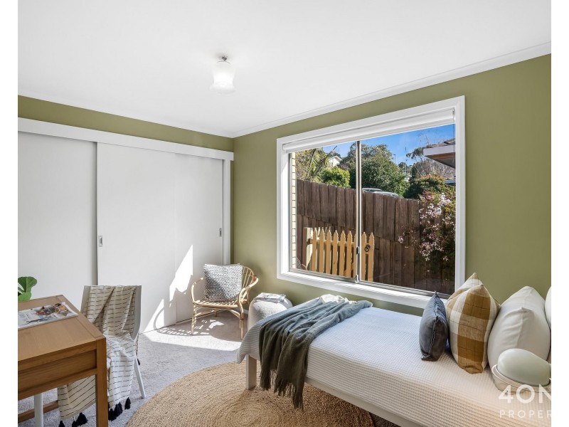 18 Chandos Drive, Berriedale TAS 7011