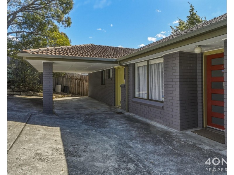 18 Chandos Drive, Berriedale TAS 7011