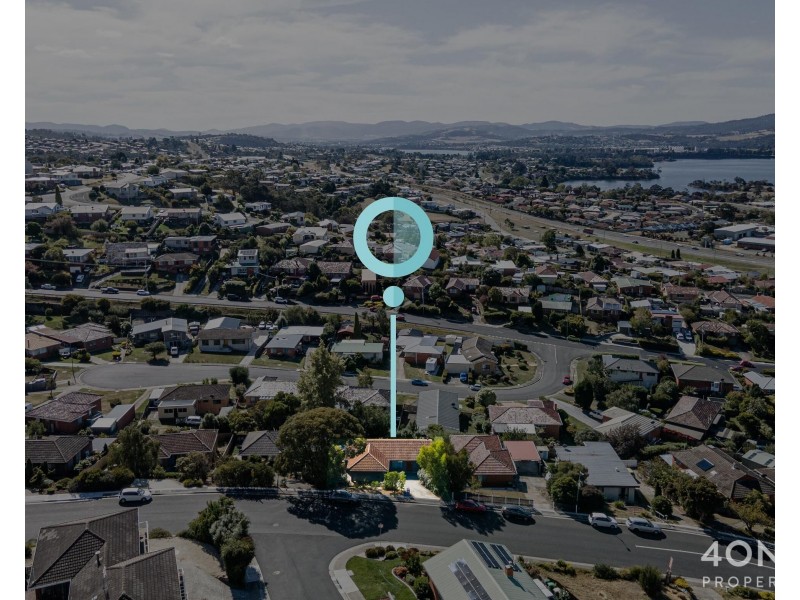 18 Chandos Drive, Berriedale TAS 7011