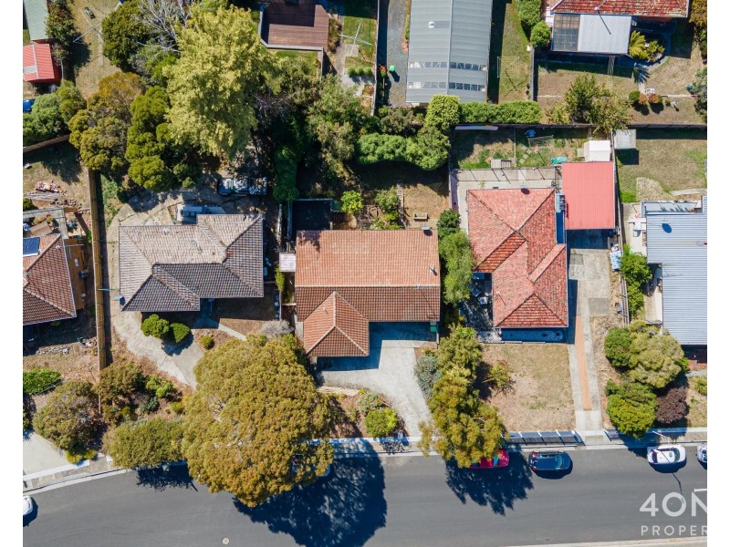 18 Chandos Drive, Berriedale TAS 7011