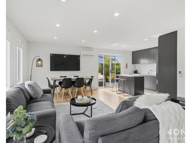 1/15 Terrina Street, Lauderdale TAS 7021