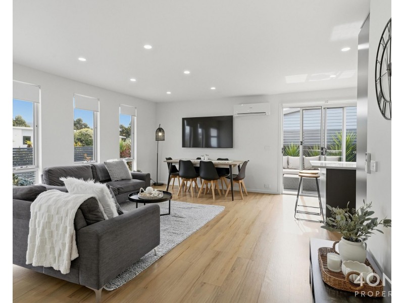1/15 Terrina Street, Lauderdale TAS 7021