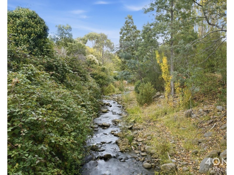 256 Lenah Valley Road, Lenah Valley TAS 7008