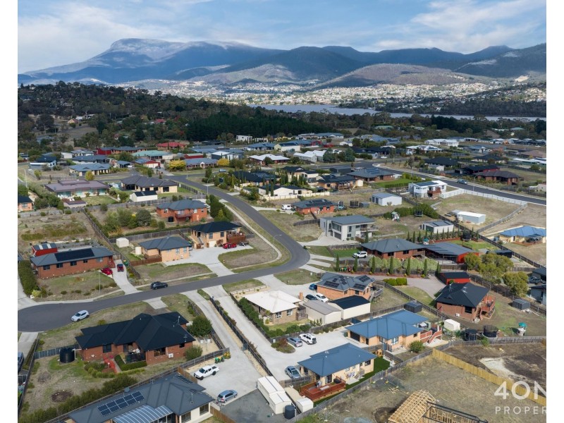 2/11 Jye Court, Old Beach TAS 7017