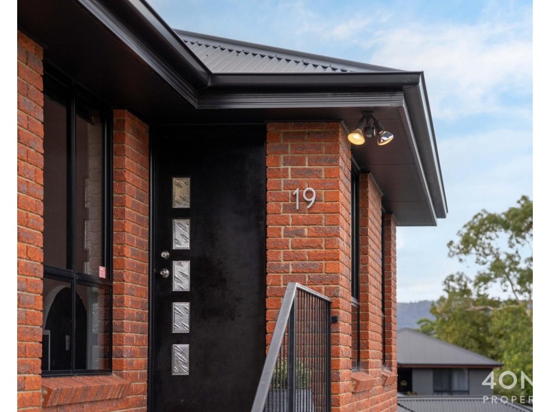 19 Eclipse Road, Austins Ferry TAS 7011