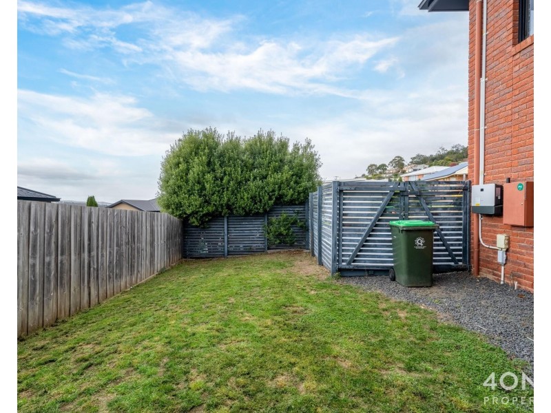 19 Eclipse Road, Austins Ferry TAS 7011