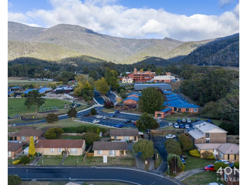2/64 Wariga Road, Glenorchy TAS 7010