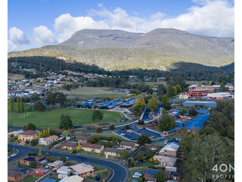 2/64 Wariga Road, Glenorchy TAS 7010