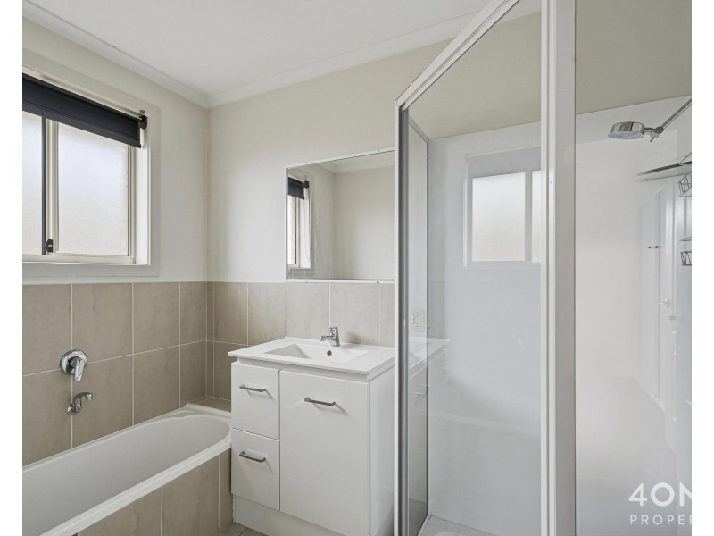 1/11 Peronne Court, Brighton TAS 7030