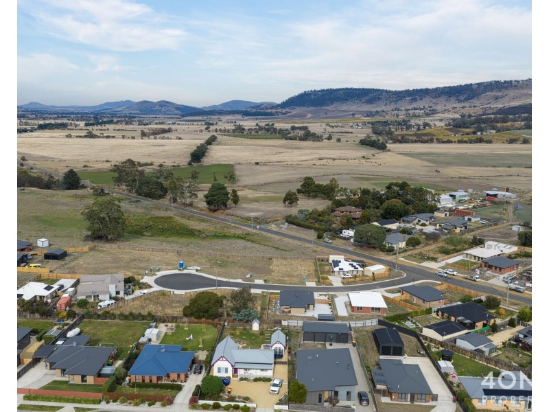 9 Cockatoo Place, Campania TAS 7026