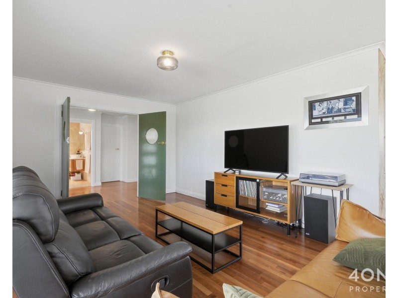 16 Leighland Road, Claremont TAS 7011