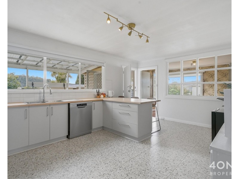 16 Leighland Road, Claremont TAS 7011
