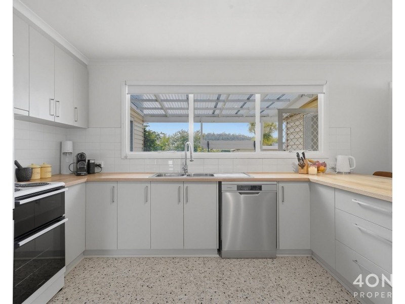 16 Leighland Road, Claremont TAS 7011