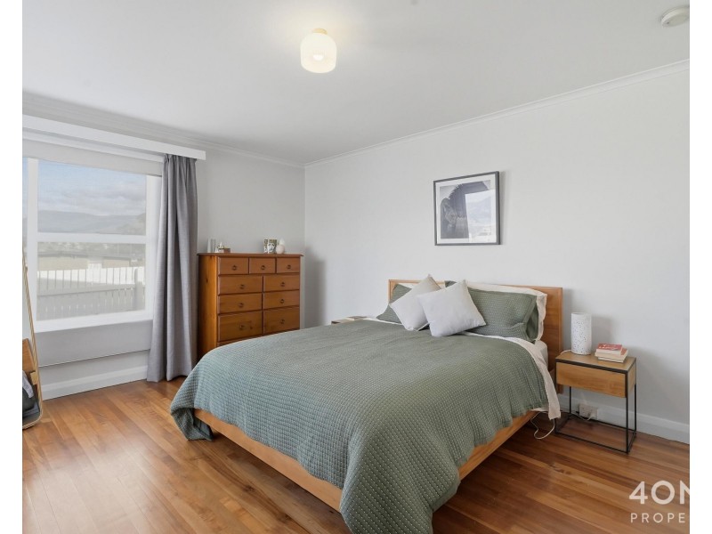 16 Leighland Road, Claremont TAS 7011