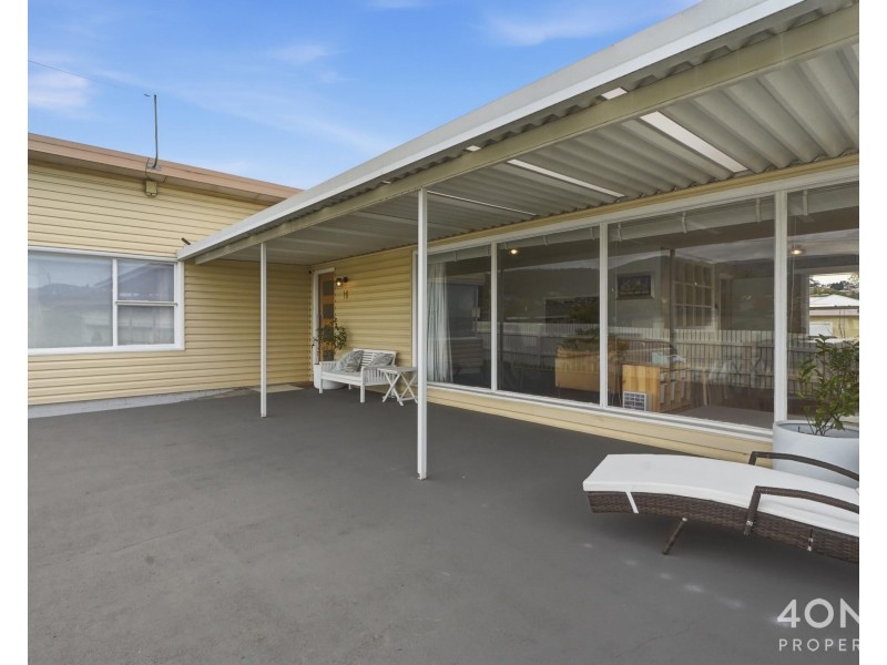 16 Leighland Road, Claremont TAS 7011