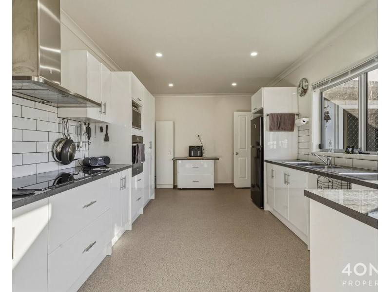 10 Riverside Drive, Bridgewater TAS 7030