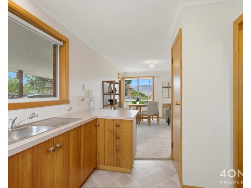 2/2 Duncan Street, Montrose TAS 7010