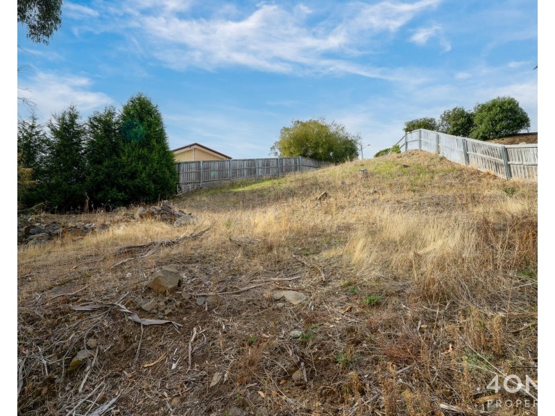 92 HILTON Road, Claremont TAS 7011