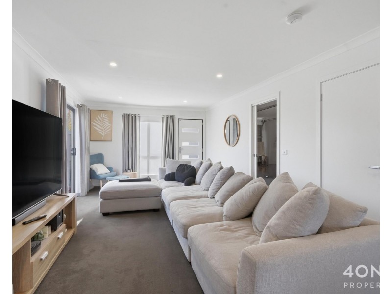 7/18 Haskell Road, Brighton TAS 7030