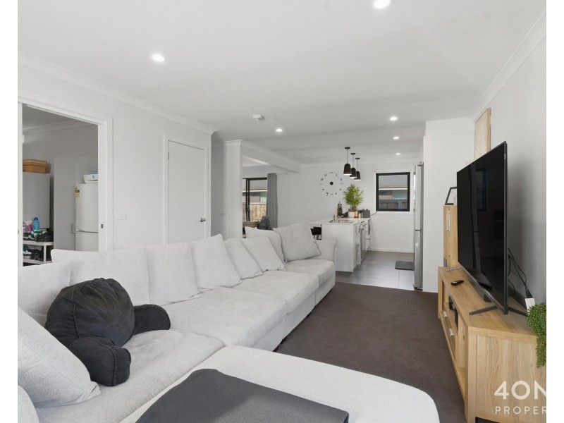 7/18 Haskell Road, Brighton TAS 7030