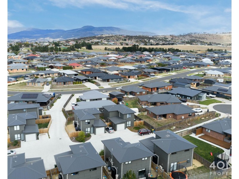 7/18 Haskell Road, Brighton TAS 7030