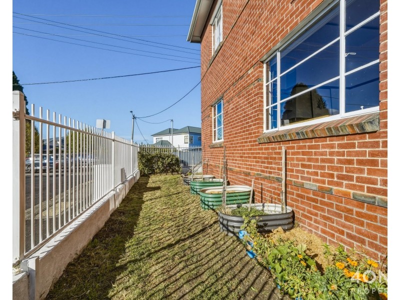 1/2 Overell Street, Dynnyrne TAS 7005