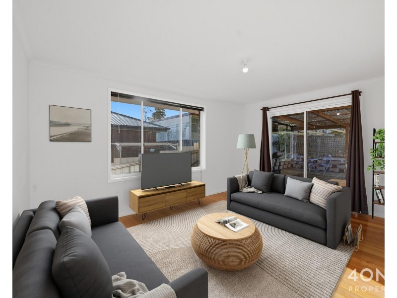 9 Willow Walk, Austins Ferry TAS 7011