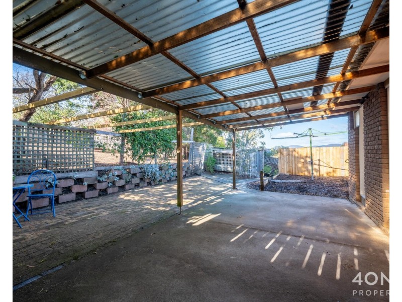 9 Willow Walk, Austins Ferry TAS 7011
