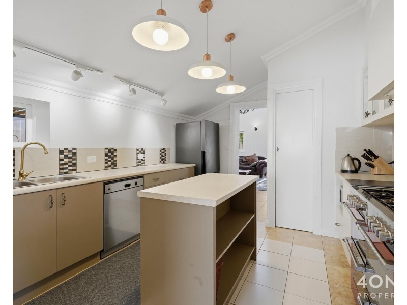 131 Main Street, Kempton TAS 7030