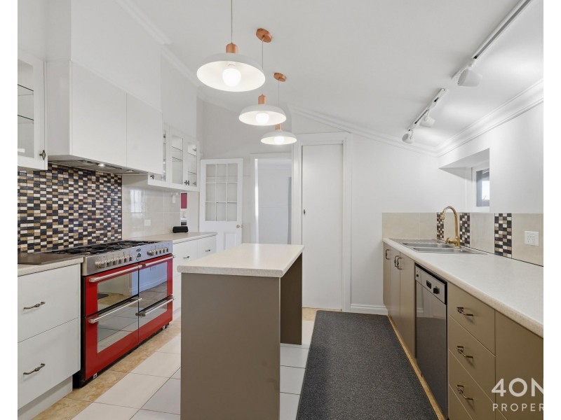 131 Main Street, Kempton TAS 7030