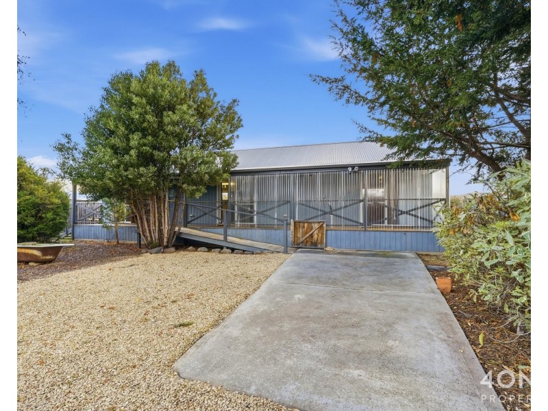 131 Main Street, Kempton TAS 7030