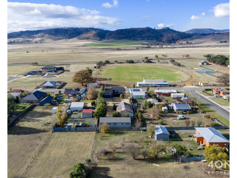 131 Main Street, Kempton TAS 7030