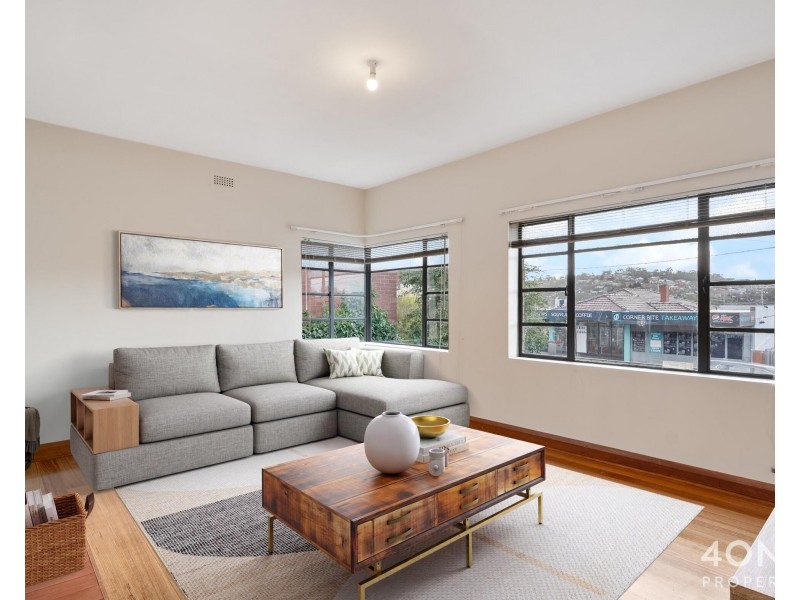 176 Augusta Road, Lenah Valley TAS 7008