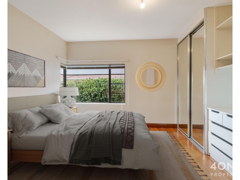 176 Augusta Road, Lenah Valley TAS 7008