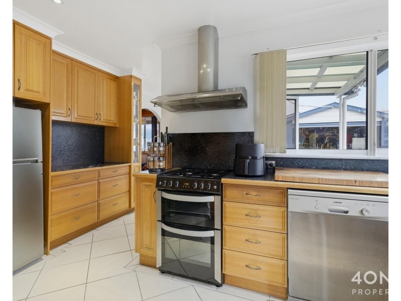 8 Barossa Road, Glenorchy TAS 7010