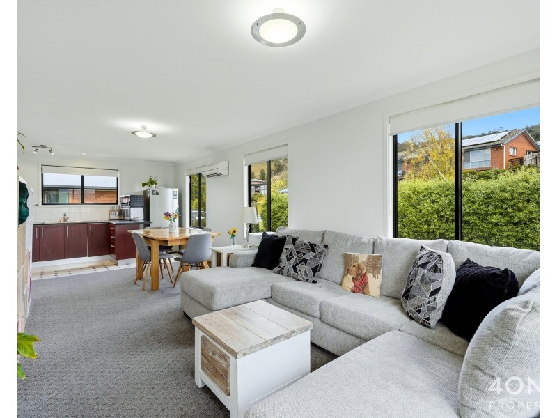 1/55 Sunshine Road, Austins Ferry TAS 7011