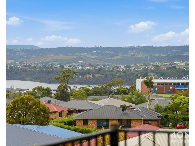 1/55 Sunshine Road, Austins Ferry TAS 7011