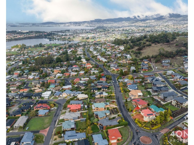 1/55 Sunshine Road, Austins Ferry TAS 7011
