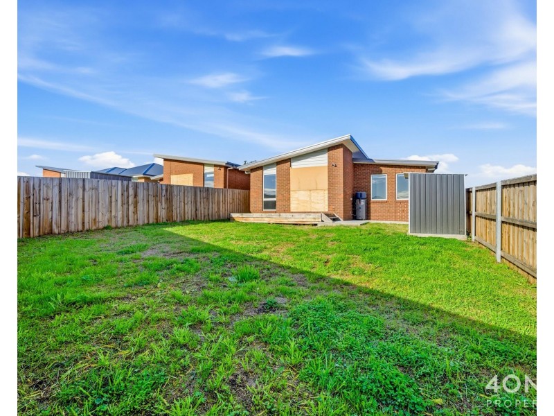 105 Fisher Drive, Herdsmans Cove TAS 7030